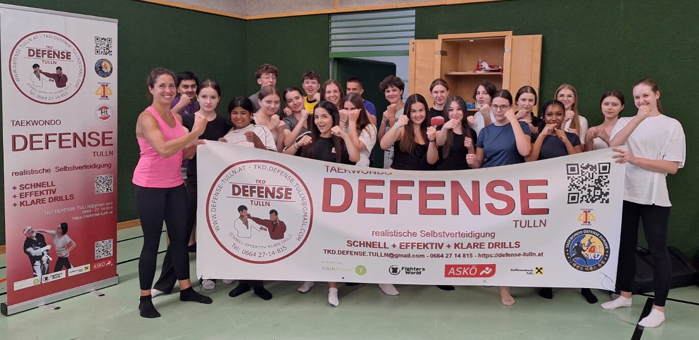 DEFENSE-Training beim BRG14 in Wien